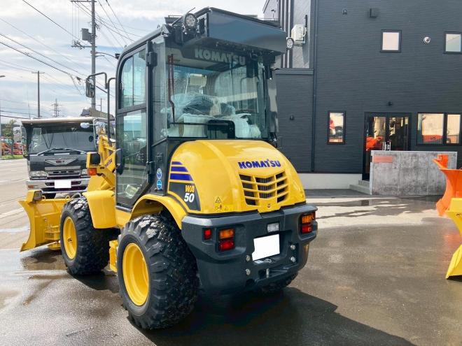 ホイールローダコマツ　未使用　WA50-8　マルチプラウ仕様