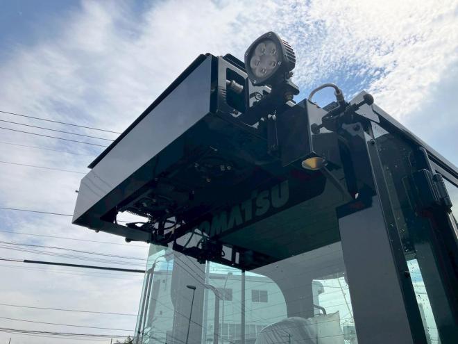ホイールローダコマツ　未使用　WA40-8　マルチプラウ仕様
