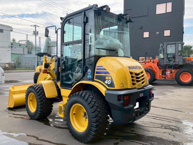 ホイールローダコマツ　未使用　WA40-8　ワンタッチバケツ