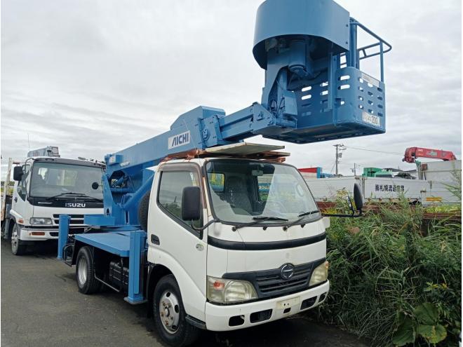 デュトロ高所作業車