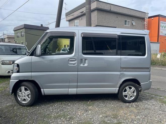 タウンボックスＲＸ　４ＷＤ　両側スライドドア　キーレスエントリー　ＡＴ　ＡＢＳ　ＣＤ　ＭＤ　アルミホイール　衝突安全ボディ　エアコン　パワーステアリング　パワーウィンドウ 4WD 660 5Dr
