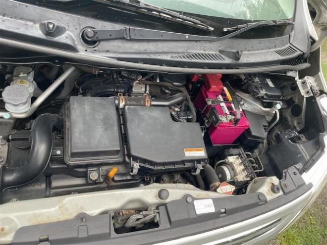 フレアＸＧ　４ＷＤ　ナビ　ＴＶ　アイドリングストップ　シートヒーター　ＣＶＴ　盗難防止システム　ＡＢＳ　ＣＤ　アルミホイール　衝突安全ボディ　エアコン　パワーステアリング　パワーウィンドウ 4WD 660 5Dr