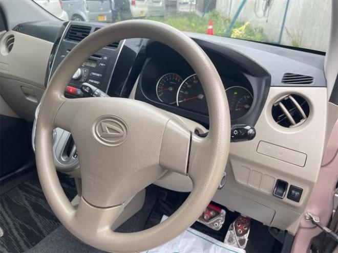ミラＸ　４ＷＤ　キーレスエントリー　ＣＶＴ　盗難防止システム　ＡＢＳ　ＣＤ　アルミホイール　衝突安全ボディ　エアコン　パワーステアリング　パワーウィンドウ 4WD 660 5Dr