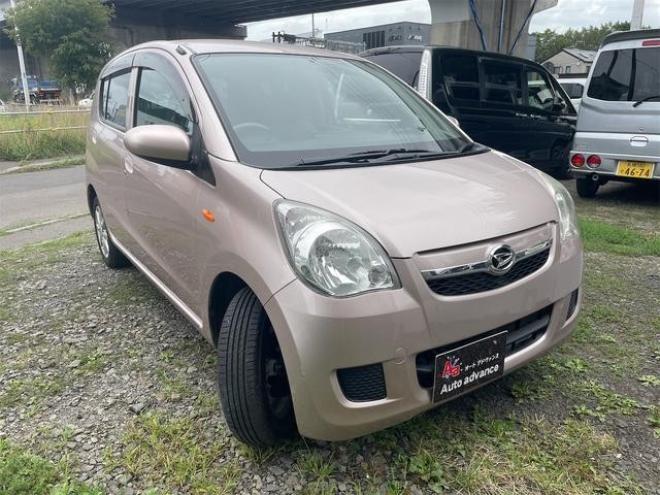 ミラＸ　４ＷＤ　キーレスエントリー　ＣＶＴ　盗難防止システム　ＡＢＳ　ＣＤ　アルミホイール　衝突安全ボディ　エアコン　パワーステアリング　パワーウィンドウ 4WD 660 5Dr