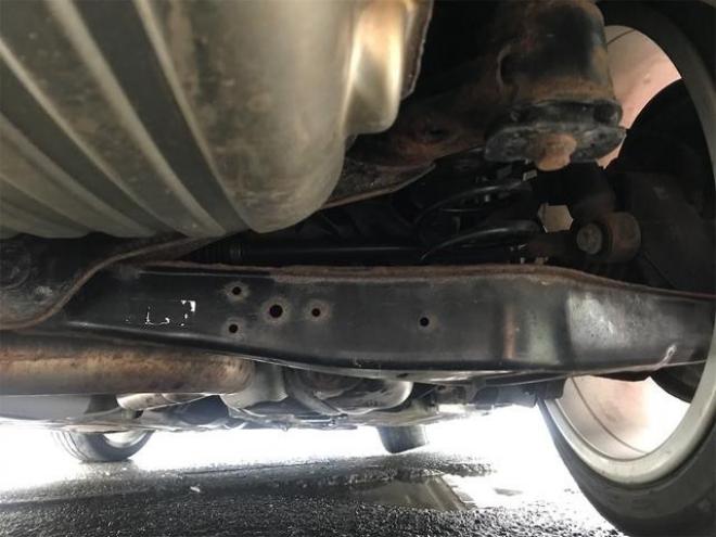 アウディＴＴクーペ ２．０ＴＦＳＩ　クワトロ　４ＷＤ　エンスタ　ＥＴＣ　ＴＶ　ＡＴ　オートライト　ＨＩＤ　キーレスエントリー　アルミホイール　パワーシート　盗難防止システム　ＡＢＳ　ＥＳＣ　ＣＤ　エアコン　パワーステアリング　パワーウィンドウ 4WD 2000 クーペDr