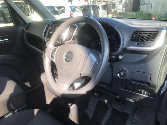 ソリオＧ４　４ＷＤ　　下中バックカメラ　両側スライド・片側電動　スマートキー　シートヒーター　ＣＶＴ　アルミホイール　ＣＤ　ミュージックプレイヤー接続可　盗難防止システム　衝突安全ボディ　ＡＢＳ　エアコン 4WD 1200 5Dr