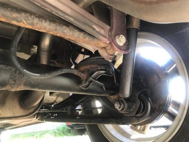 ソリオＧ４　４ＷＤ　　下中バックカメラ　両側スライド・片側電動　スマートキー　シートヒーター　ＣＶＴ　アルミホイール　ＣＤ　ミュージックプレイヤー接続可　盗難防止システム　衝突安全ボディ　ＡＢＳ　エアコン 4WD 1200 5Dr