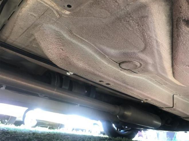 ソリオＧ４　４ＷＤ　　下中バックカメラ　両側スライド・片側電動　スマートキー　シートヒーター　ＣＶＴ　アルミホイール　ＣＤ　ミュージックプレイヤー接続可　盗難防止システム　衝突安全ボディ　ＡＢＳ　エアコン 4WD 1200 5Dr