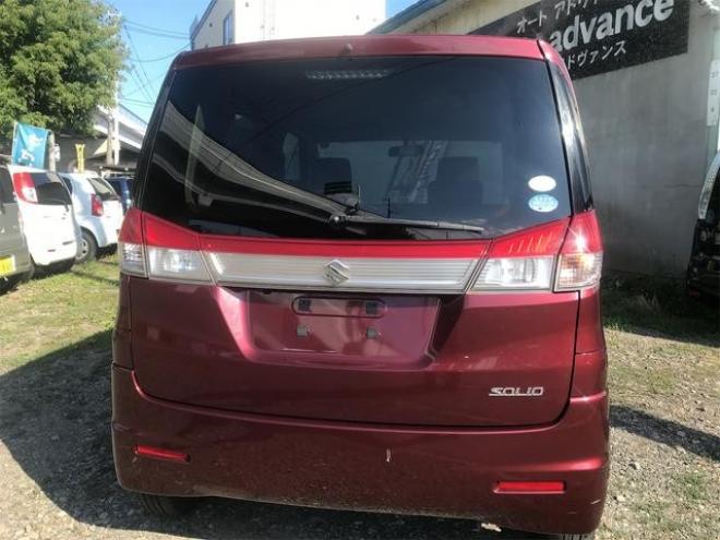 ソリオＧ４　４ＷＤ　　下中バックカメラ　両側スライド・片側電動　スマートキー　シートヒーター　ＣＶＴ　アルミホイール　ＣＤ　ミュージックプレイヤー接続可　盗難防止システム　衝突安全ボディ　ＡＢＳ　エアコン 4WD 1200 5Dr