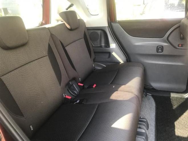 ソリオＧ４　４ＷＤ　　下中バックカメラ　両側スライド・片側電動　スマートキー　シートヒーター　ＣＶＴ　アルミホイール　ＣＤ　ミュージックプレイヤー接続可　盗難防止システム　衝突安全ボディ　ＡＢＳ　エアコン 4WD 1200 5Dr