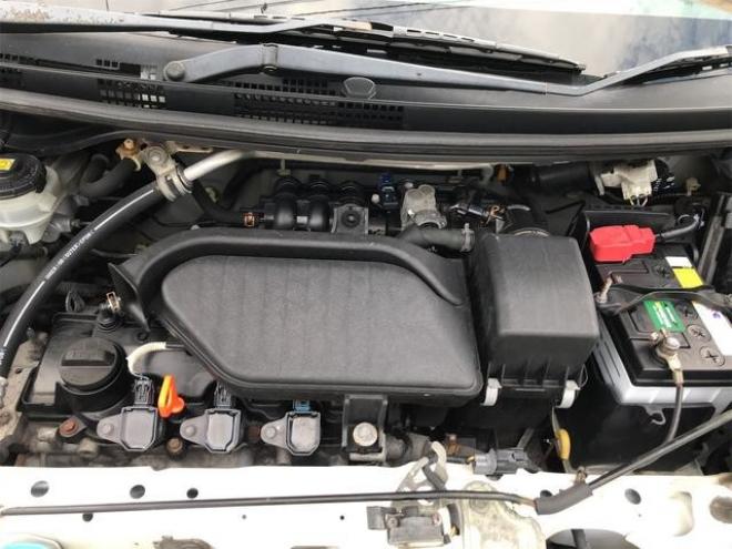 ライフＧスマートプラス　４ＷＤ　ナビ　ＴＶ　スマートキー　ベンチシート　ＡＴ　盗難防止システム　ＡＢＳ　アルミホイール　衝突安全ボディ　エアコン　パワーステアリング　パワーウィンドウ 4WD 660 5Dr