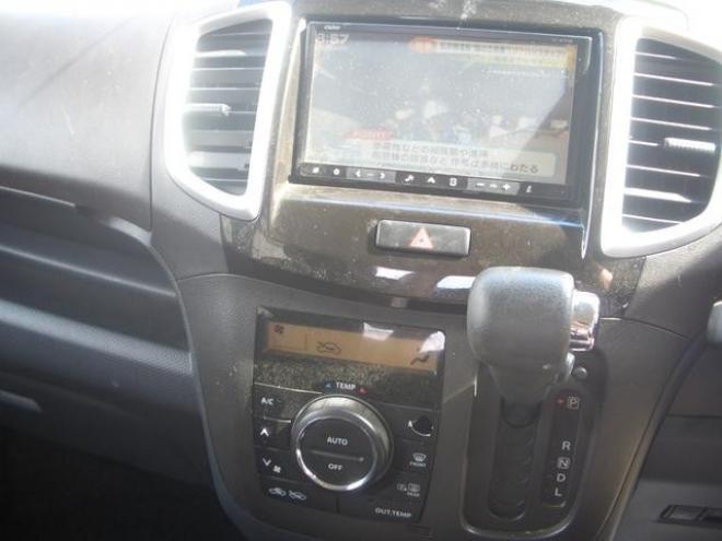 ソリオＳ　４ＷＤ　ナビ　ＴＶ　リヤカメラ　スマートキー　ＨＩＤ　両面パワースライド 4WD 1200 5Dr