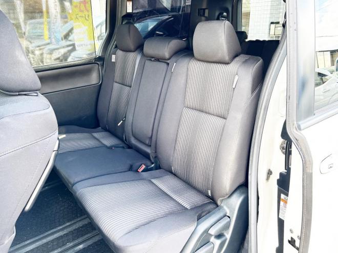 ノア2.0Si 4WD　ローンが不安な方＜優遇ローン＞　本州仕入　モデリスタエアロ　トヨタセーフティセンス 4WD