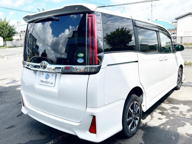 ノア2.0Si 4WD　ローンが不安な方＜優遇ローン＞　本州仕入　モデリスタエアロ　トヨタセーフティセンス 4WD