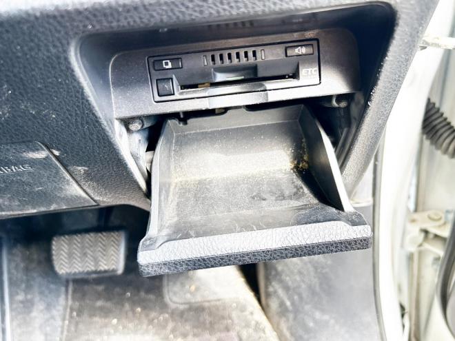 ノア2.0Si 4WD　ローンが不安な方＜優遇ローン＞　本州仕入　モデリスタエアロ　トヨタセーフティセンス 4WD