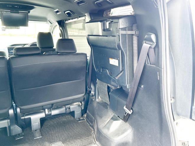 ノア2.0Si 4WD　ローンが不安な方＜優遇ローン＞　本州仕入　モデリスタエアロ　トヨタセーフティセンス 4WD