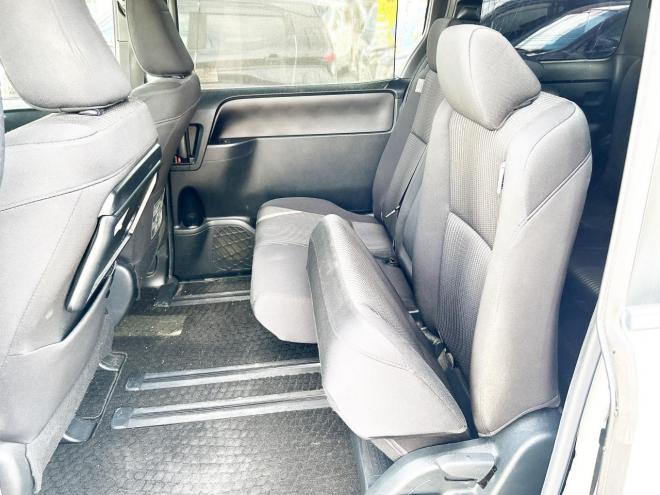 ノア2.0Si 4WD　ローンが不安な方＜優遇ローン＞　本州仕入　モデリスタエアロ　トヨタセーフティセンス 4WD