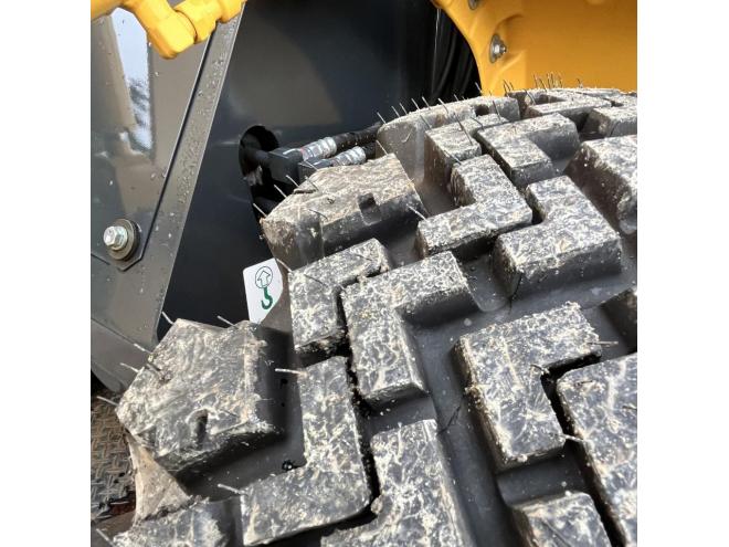 ホイールローダ2023年製　KOMATSU WA30-6E0　超低アワー（5.6） 4WD