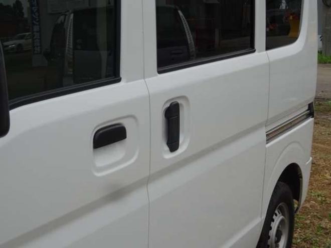 エブリィPA リミテッド ハイルーフ 4WD　スマートキー・4WD・横滑り防止装置付き 660