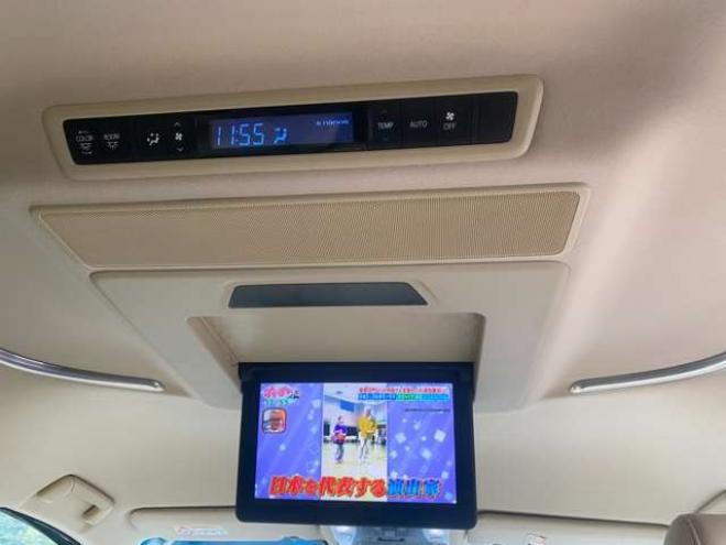アルファードハイブリッド 2.5 エグゼクティブ ラウンジ E-Four 4WD　 2500
