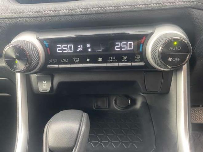 RAV-42.5 ハイブリッド X E-Four 4WD　 2500