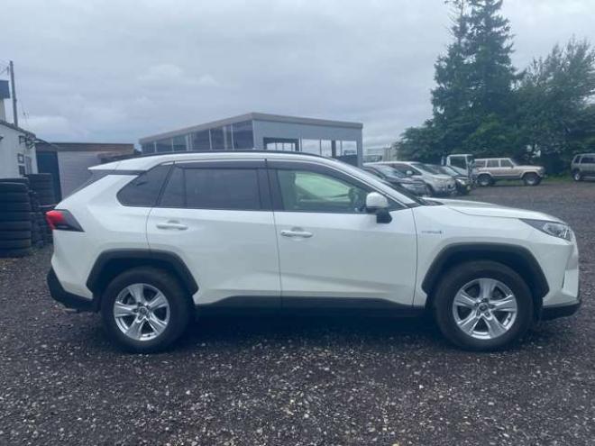 RAV-42.5 ハイブリッド X E-Four 4WD　 2500
