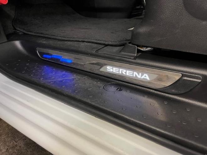セレナハイウェイスター　Ｖセレクション　本州仕入　寒冷地仕様　禁煙車　ＷＡＫＯＳバリアスコーティング済　純正１６インチＡＷ　社外１５ＡＷ＋スタッドレスタイヤ付　両側パワースライドドア　純正ナビ（フルセグ地デジ　ＤＶＤ再生　Ｂｌｕｅｔｏｏｔｈオーディオ）＋バックカメラ　クルーズコントロール　アイドリングストップ　横滑り防止装置　ＨＩＤ　ＥＴＣ 　タイミングチェーン 4WD 2000 5Dr