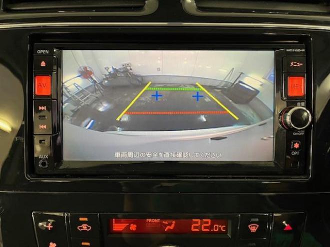 セレナハイウェイスター　Ｖセレクション　本州仕入　寒冷地仕様　禁煙車　ＷＡＫＯＳバリアスコーティング済　純正１６インチＡＷ　社外１５ＡＷ＋スタッドレスタイヤ付　両側パワースライドドア　純正ナビ（フルセグ地デジ　ＤＶＤ再生　Ｂｌｕｅｔｏｏｔｈオーディオ）＋バックカメラ　クルーズコントロール　アイドリングストップ　横滑り防止装置　ＨＩＤ　ＥＴＣ 　タイミングチェーン 4WD 2000 5Dr