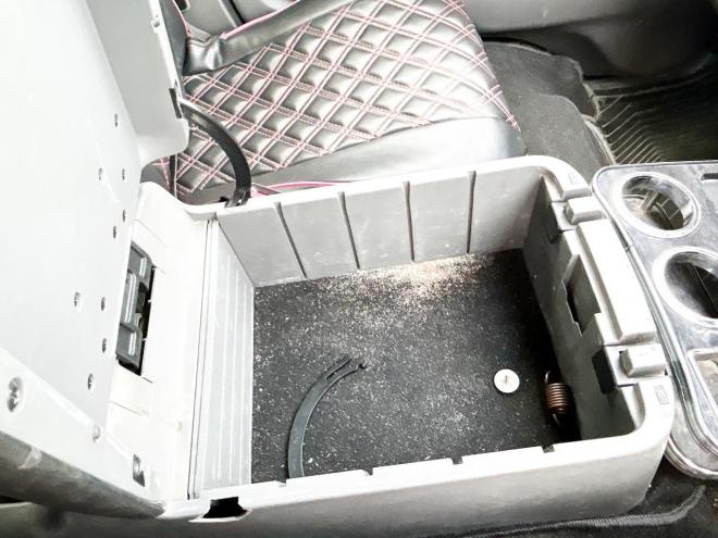 キャラバンバン5Dバン2.5DTプレミアムGXロング 4WD　ローンが不安な方＜優遇ローン＞寒冷地仕様　両側スライドドア　社外ナビ　フルセグTV 4WD