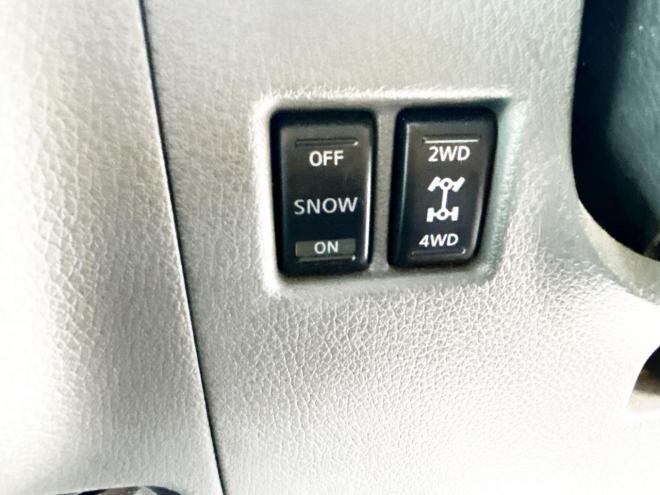 キャラバンバン5Dバン2.5DTプレミアムGXロング 4WD　ローンが不安な方＜優遇ローン＞寒冷地仕様　両側スライドドア　社外ナビ　フルセグTV 4WD
