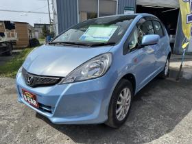 フィット　 4WD 1300 5Dr