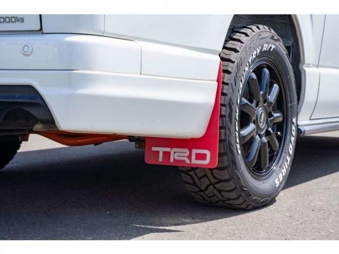 レジアスエース2.8 スーパーGL ダークプライムII ロングボディ ディーゼルターボ 4WD　バン　TRDバンパー&アルパインBIG-X11インチ　リアヒーター&クーラー　プッシュスタート　スマートキー　　両側スライドドア　ドラレコ　ETC　車線逸脱防止　横滑り防止装置　電動格納ミラー　ベッドキッド 2800