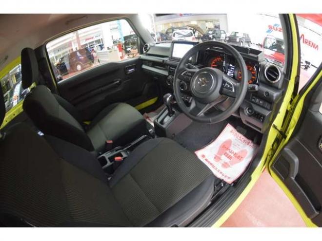 ジムニーXC 4WD　ワンオーナー車4WDターボセーフティサポート搭載アイドリングストップ8インチナビTVデュアルセンサーブレーキサポート横滑り防止装置ハイビームアシストLEDクルーズコントロール 660