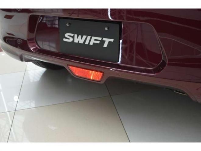スイフト1.2 XGリミテッド 4WD　ワンオーナー特別仕様車4WDアップグレードパッケージセーフティサポート搭載デュアルセンサーブレーキサポート全方位モニター付ナビTVバックカメラLEDライトETCクルーズアダプティブクルーズコントロール 1200