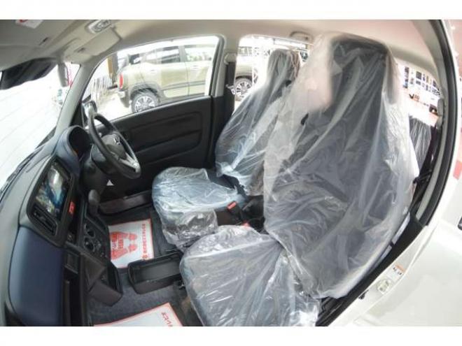 アルトL 4WD　アイドリングストップ4WDセーフティサポート搭載デュアルカメラブレーキサポート後退時ブレーキサポートディスプレイオーディオバックカメラハイビームアシスト 登録済未使用車 660