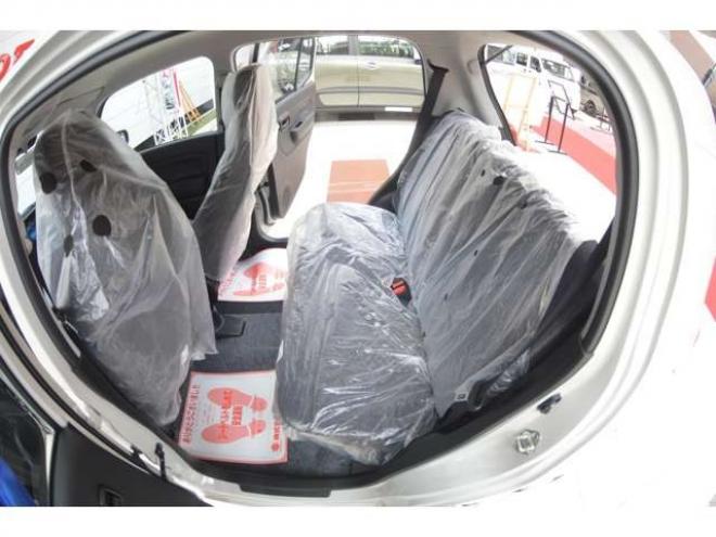 アルトL 4WD　アイドリングストップ4WDセーフティサポート搭載デュアルカメラブレーキサポート後退時ブレーキサポートディスプレイオーディオバックカメラハイビームアシスト 登録済未使用車 660