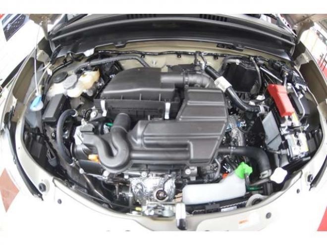 アルトL 4WD　アイドリングストップ4WDセーフティサポート搭載デュアルカメラブレーキサポート後退時ブレーキサポートディスプレイオーディオバックカメラハイビームアシスト 登録済未使用車 660