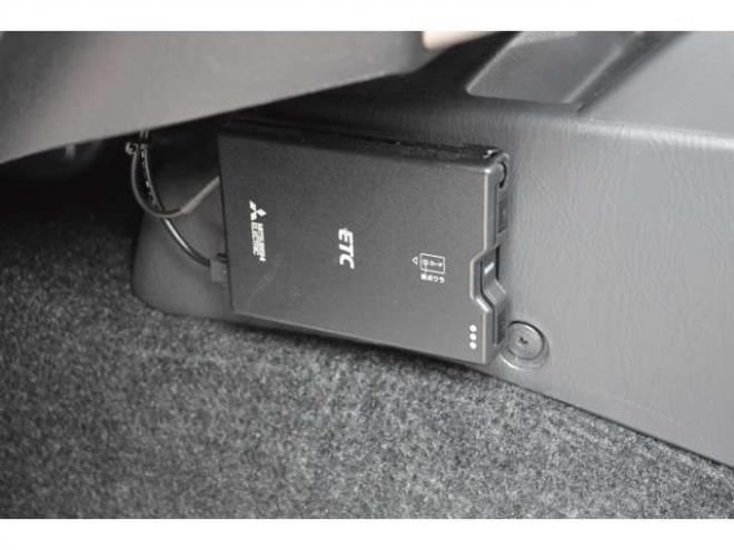 ジムニーランドベンチャー 4WD　ワンオーナー特別仕様車4WDターボCDハーフレザーシートヒーターETCドライブレコーダー 660
