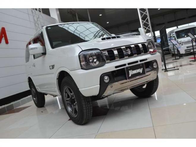 ジムニーランドベンチャー 4WD　ワンオーナー特別仕様車4WDターボCDハーフレザーシートヒーターETCドライブレコーダー 660
