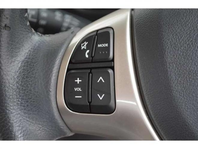 ジムニーランドベンチャー 4WD　ワンオーナー特別仕様車4WDターボCDハーフレザーシートヒーターETCドライブレコーダー 660