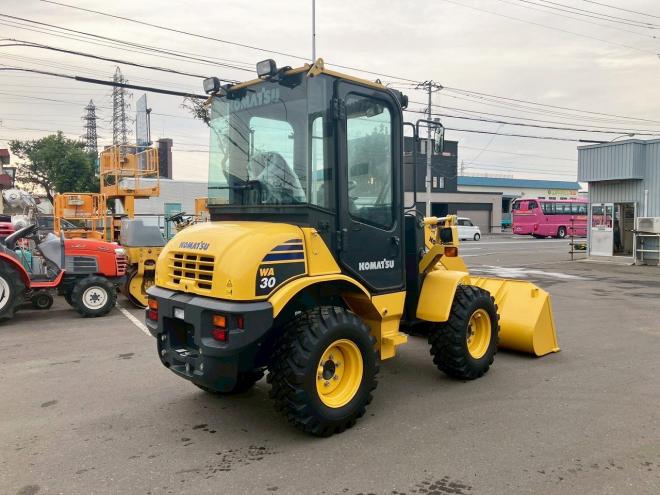 ホイールローダコマツ　中古　WA30-6E0