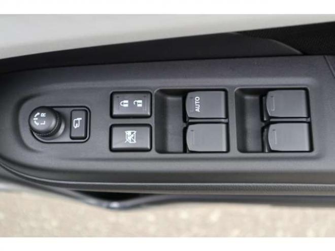 スイフト1.2 XG 4WD　純正7インチワイドナビ　LEDヘッドライト　シートヒーター　ブラインドスポットモニター 1200