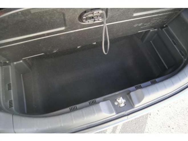 N-WGNカスタムG ターボパッケージ 4WD　純正ワンセグナビ　バックカメラ　ETC　オートライト　HIDヘッドライト　パドルシフト　シートヒーター 660