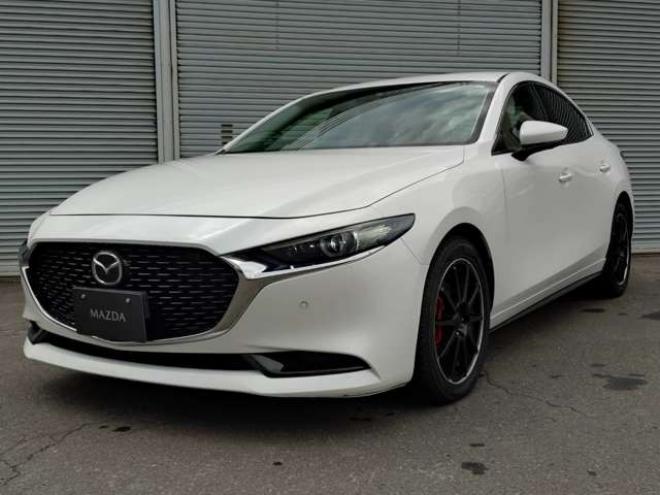 MAZDA3セダン　1.8 XD Lパッケージ ディーゼルターボ 4WD　本革/コネクティッドカー/BOSEサウンド/全方位カメラ/パーキングセンサー/8.8インチモニター/ETC/メモリー電動シート/シートヒーター/18AW 1800