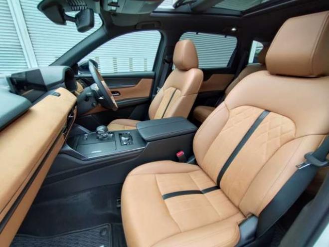 CX-803.3 XDハイブリッド プレミアム スポーツ ディーゼルターボ 4WD　試乗車/本革/コネクティッドカー/BOSEサウンド/シートクーラー/サンルーフ/全方位カメラ/パーキングセンサー/12.3インチモニター/メモリー電動シート/電動リアゲート/20AW 3300
