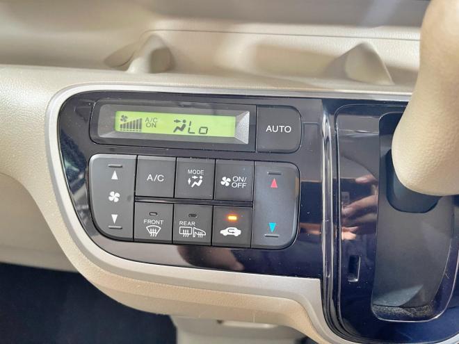 N-BOXG 4WD 5年保証 スマキー ナビ Bカメ 寒冷地仕様 禁煙 修復歴無