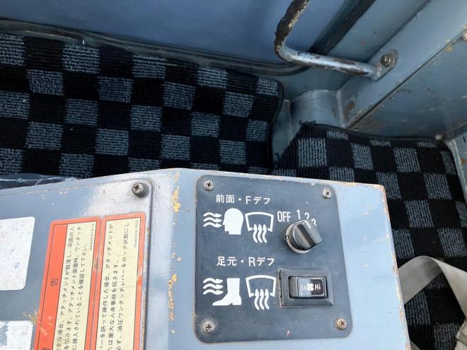 ホイールローダTCM　中古　E830　汎用マルチプラウ仕様