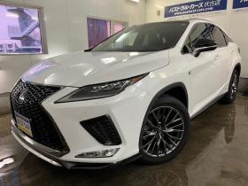 レクサス　ＲＸ４５０ｈ　Ｆスポーツ　本州仕入　レクサスセーフティセンス　寒冷地仕様　禁煙車　純正２０インチＡＷ　社外１８ＡＷ＋スタッドレスタイヤ付　　電動パノラマルーフ　純正ブラックレザーシート　純正ナビ（フルセグ地デジ　ＤＶＤ再生　Ｂｌｕｅｔｏｏｔｈ対応）＋バックカメラ＋全方位カメラ　パワーバックドア　プリクラッシュセーフティ　レーダークルーズコントロール　シートヒーター＆クーラー　純正ドラレコ　カードキー　ステアリングヒーター　両席パワーシート　ＥＴＣ 4WD 3500 5Dr
