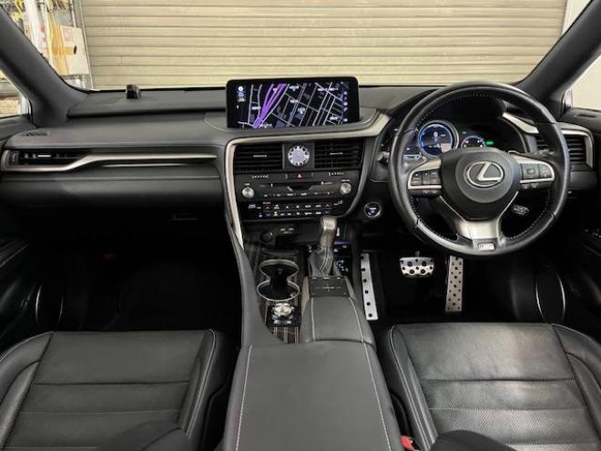 レクサスＲＸ４５０ｈ　Ｆスポーツ　本州仕入　レクサスセーフティセンス　寒冷地仕様　禁煙車　純正２０インチＡＷ　社外１８ＡＷ＋スタッドレスタイヤ付　　電動パノラマルーフ　純正ブラックレザーシート　純正ナビ（フルセグ地デジ　ＤＶＤ再生　Ｂｌｕｅｔｏｏｔｈ対応）＋バックカメラ＋全方位カメラ　パワーバックドア　プリクラッシュセーフティ　レーダークルーズコントロール　シートヒーター＆クーラー　純正ドラレコ　カードキー　ステアリングヒーター　両席パワーシート　ＥＴＣ 4WD 3500 5Dr