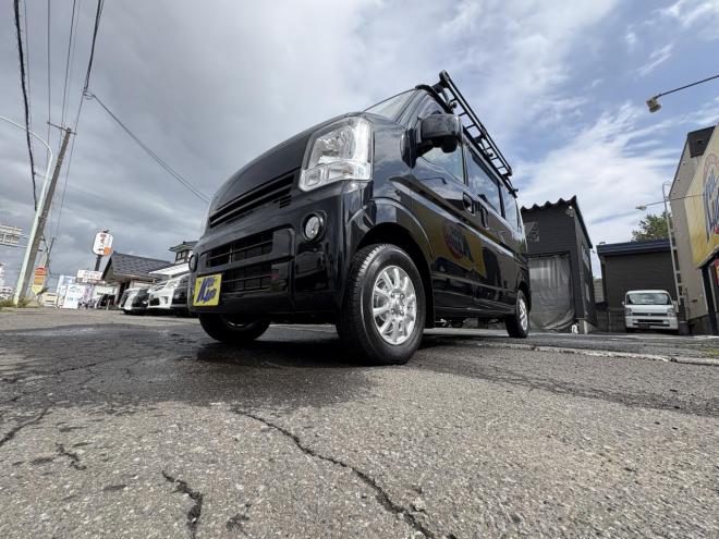 NV100クリッパーNV100クリッハ゜ー 4WD GX TURBO  high roof本州仕入　TURBO　寒冷地仕様　ブレーキアシスト　VSC　デスプレイオーディオ　ルーフキャリア　フォグランプ　アルミホイル　キーレス　ETC レザー調シートカバー　エンジンオイル交換　ATF交換　 4WD 660 ５Dr
